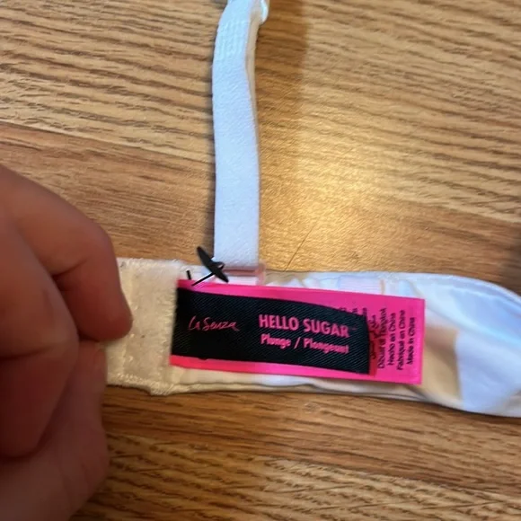 32C bra - Picture 4 of 5